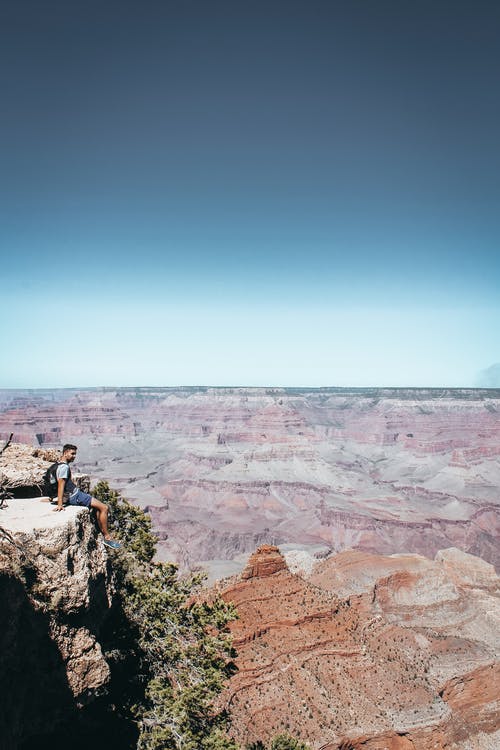 電影《雨果》經(jīng)典臺詞 電影《雨果》經(jīng)典臺詞